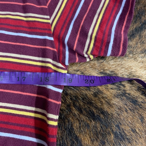 Hollister size Medium striped tie front crop shirt. Maroon, red, yellow, blue - Picture 4 of 6